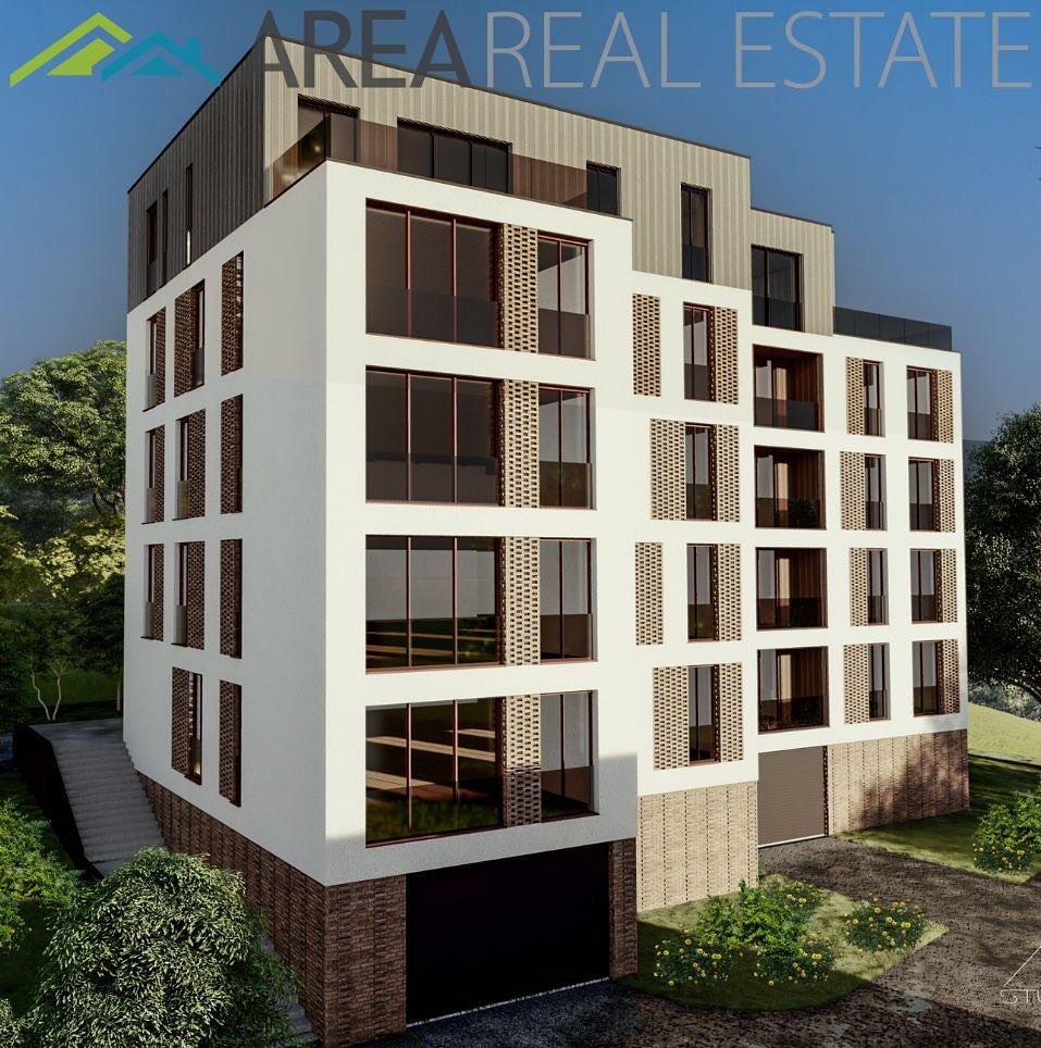 AREA Real Estate