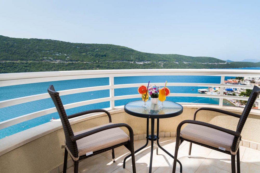 HOTEL ADRIA, Neum